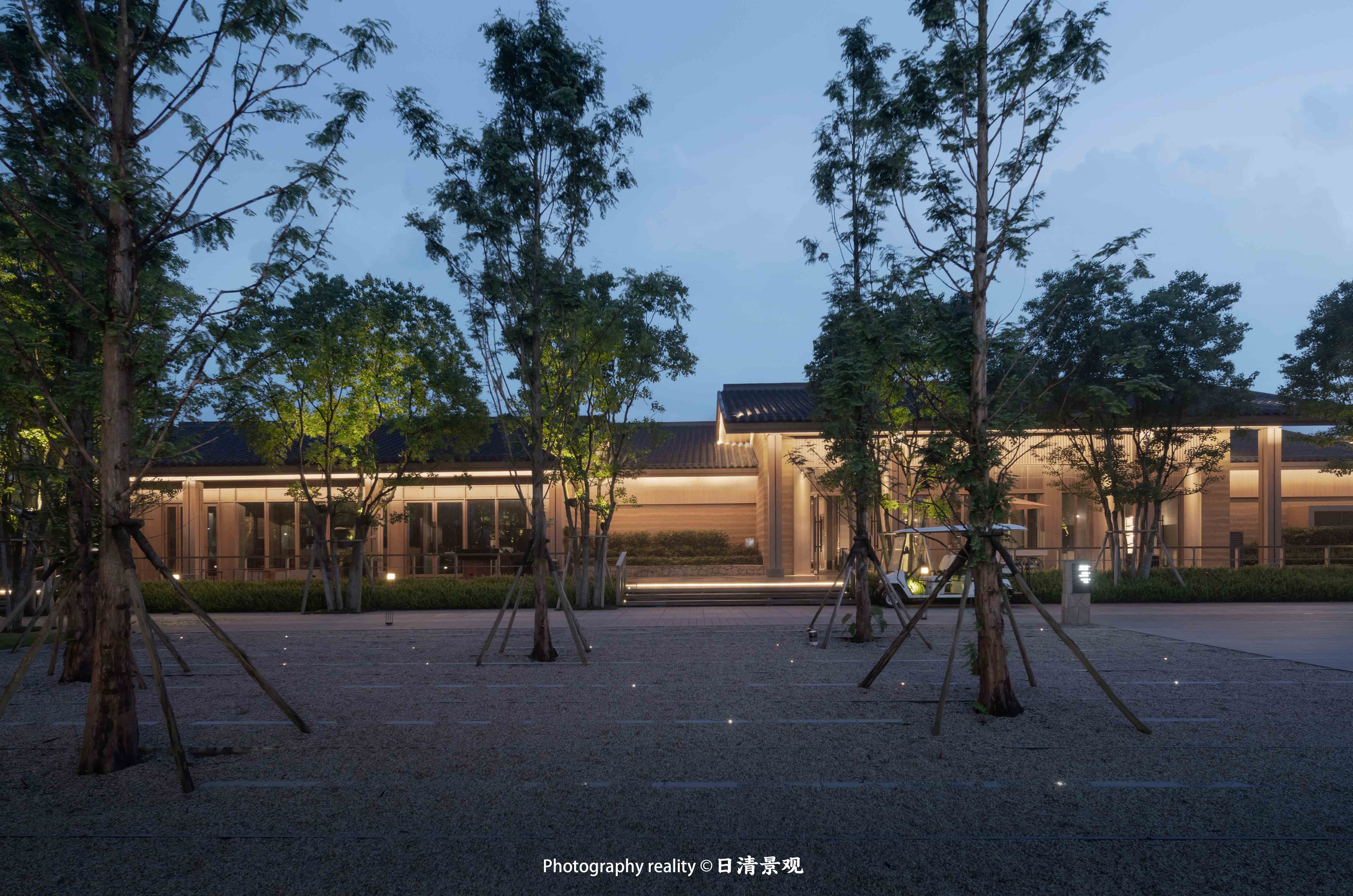 ©三棱镜13.jpg